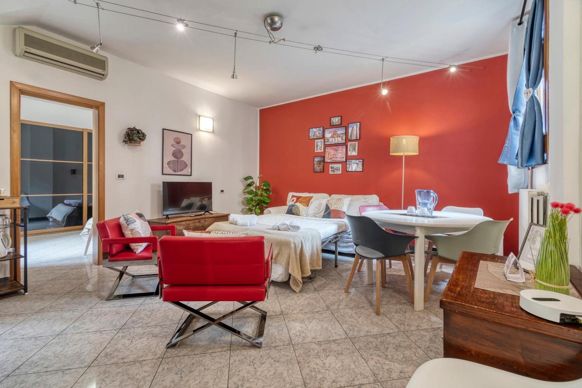 Cozy Apartment In The Heart Of Bologna Exterior photo